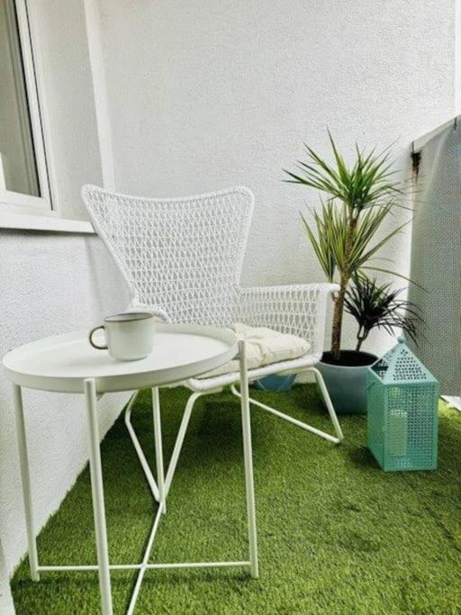 Apartment With Balcony Near Bulwary Wislane Wwa67 ワルシャワ エクステリア 写真